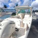 2026 Grady-White Freedom 325 - Gallery Image