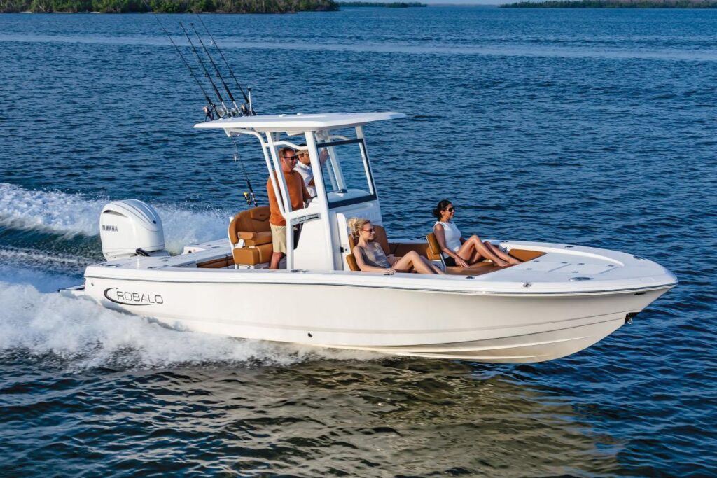 2026 Robalo 246 Cayman - Gallery Image