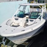 2024 Robalo R317 Dual Console - Gallery Image