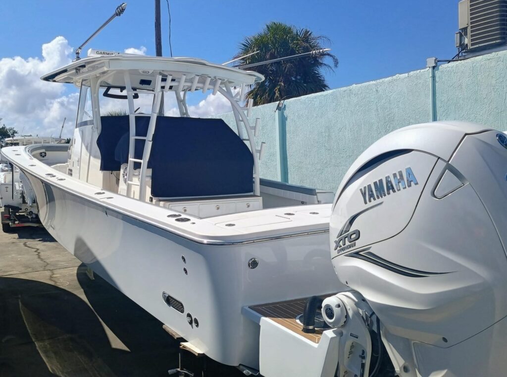 2023 Regulator 41 - Gallery Image