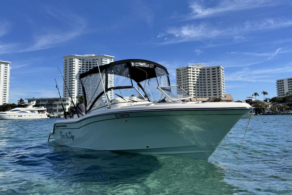 2023 Grady-White Freedom 215 - Gallery Image